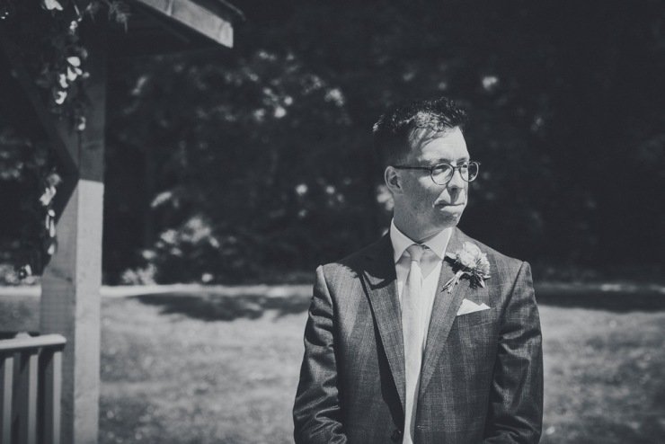 relaxed wedding photography at Anran in Devon