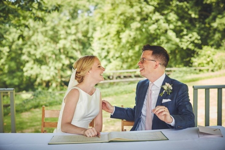relaxed wedding photography at Anran in Devon